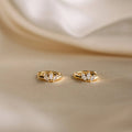 Horseshoe-shaped zircon earrings