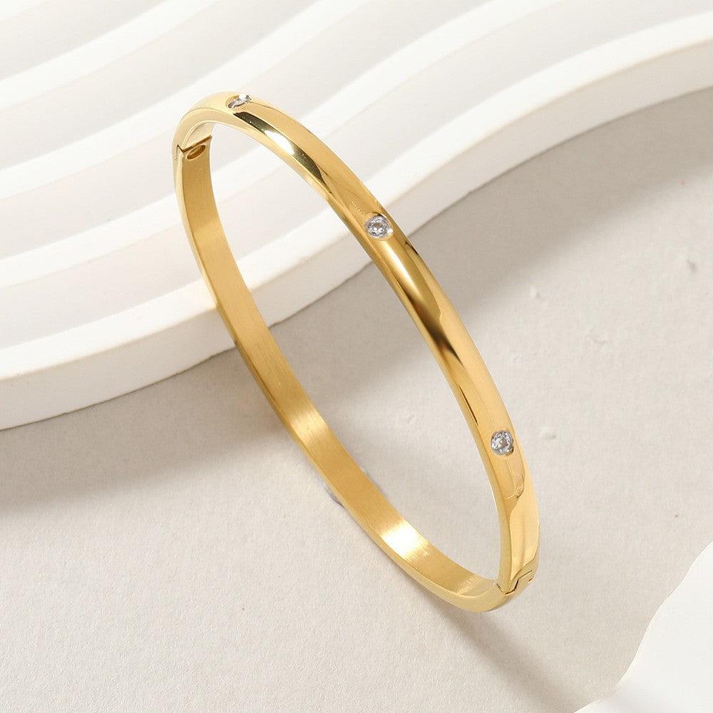Olivia Bracelet with 6 diamonds