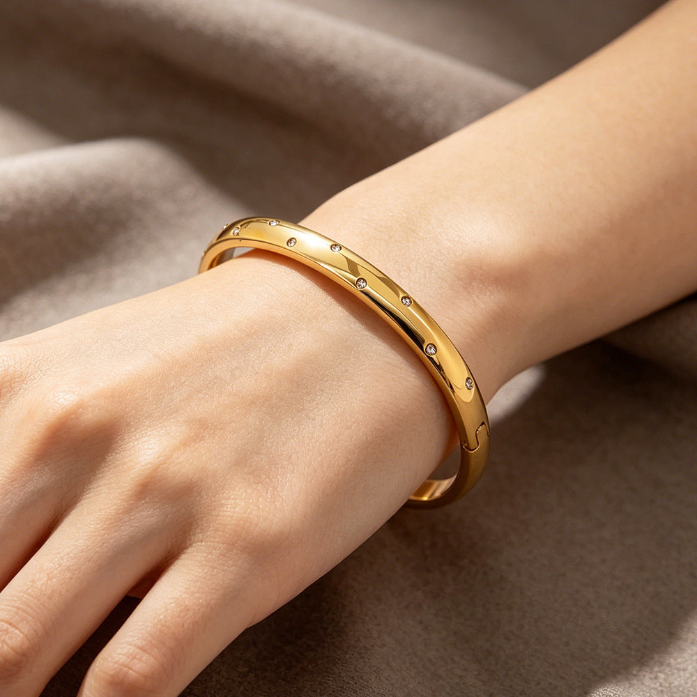 Donia diamond bracelet