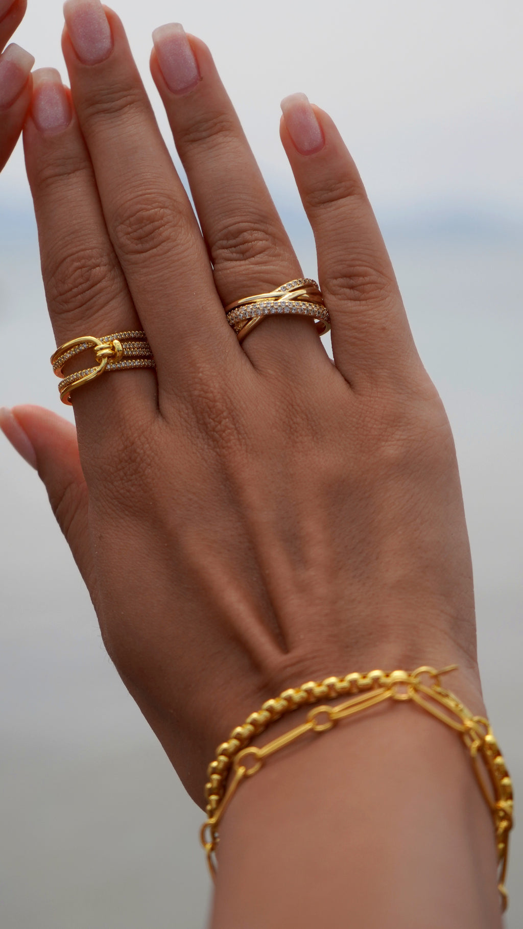 Étoile Criss-Cross Pavé Ring